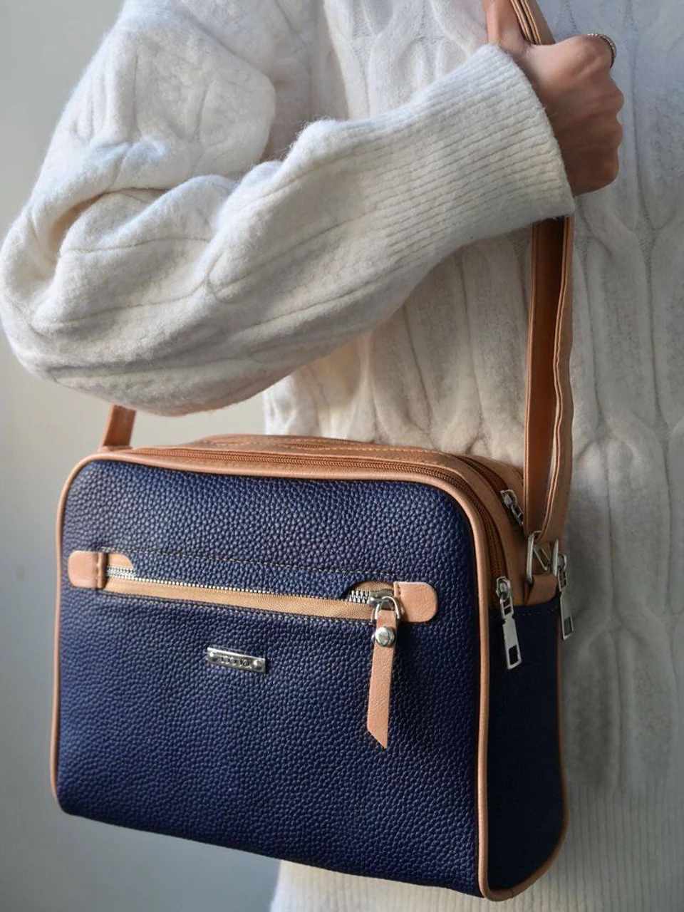 کیف پاسپورتی 3740 مستطیل دور مغزی