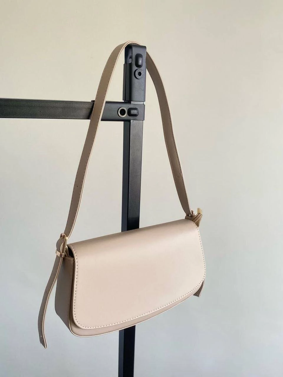 کیف پاسپورتی 2355 هلالی دو سگک