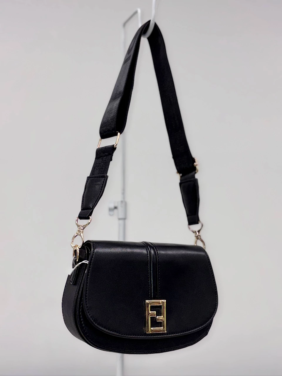 کیف پاسپورتی 2531 فندی مرغوب