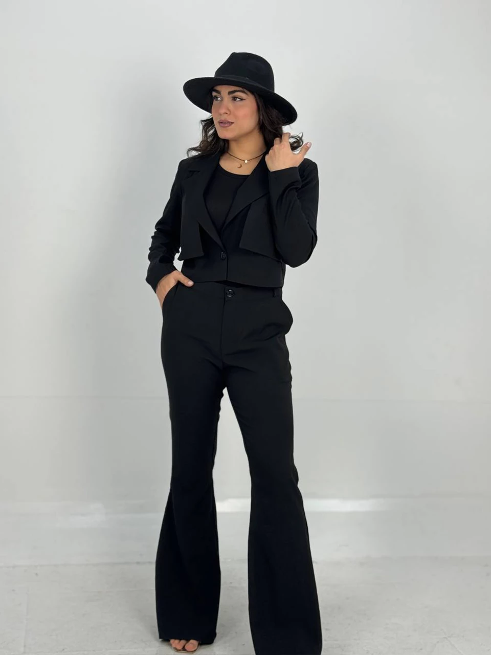 ست کت و شلوار 61324 کراپ ژیله دار RY