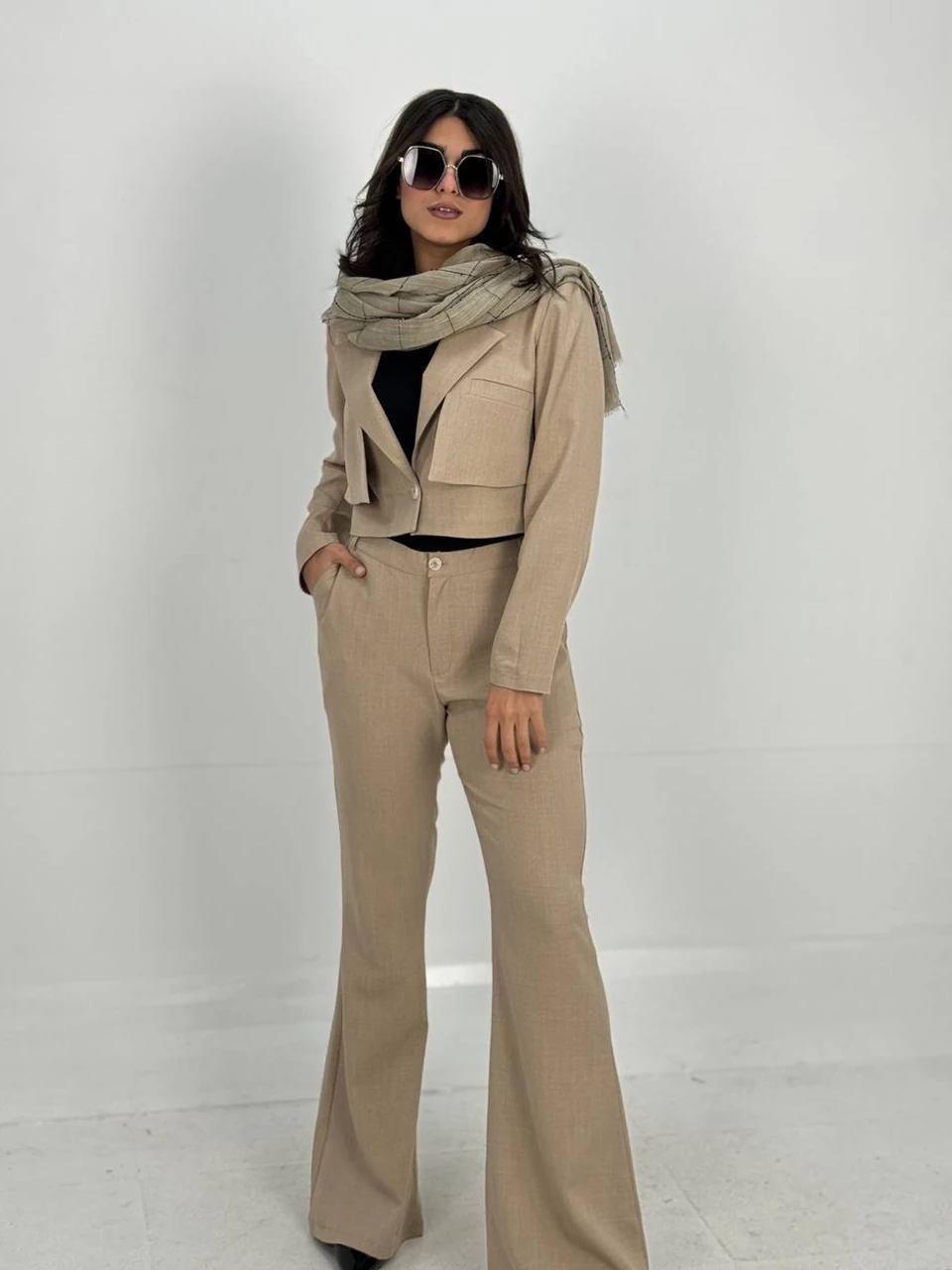 ست کت و شلوار 61324 کراپ ژیله دار RY