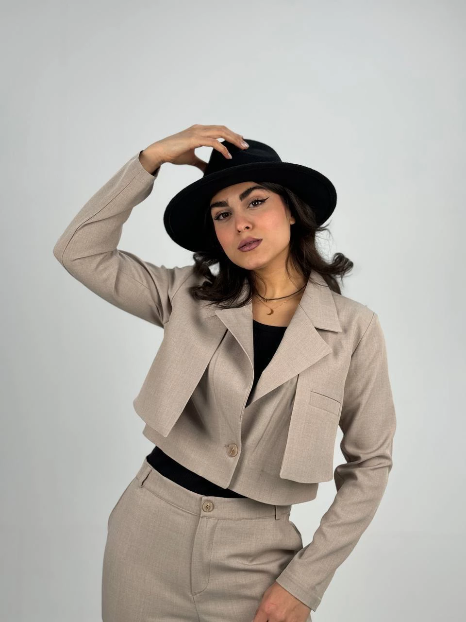 ست کت و شلوار 61324 کراپ ژیله دار RY