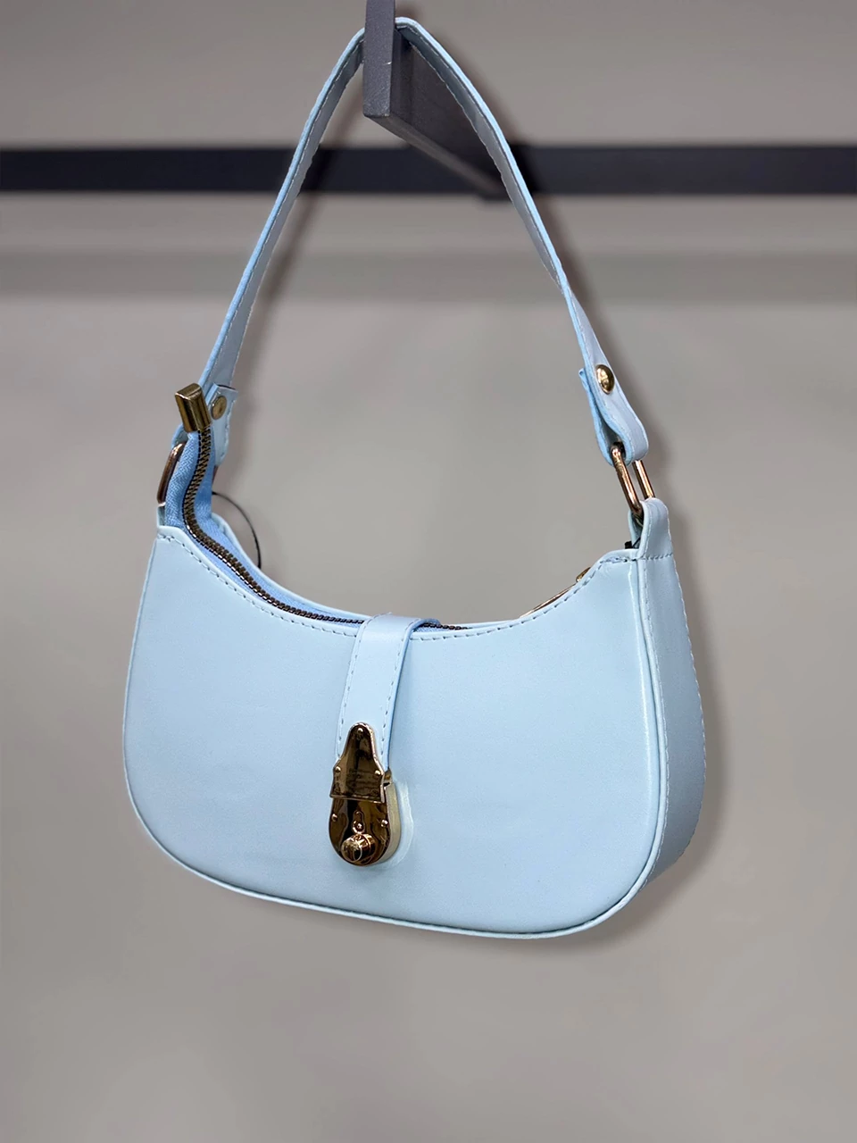 کیف پاسپورتی 1727 هلالی جلو قفل