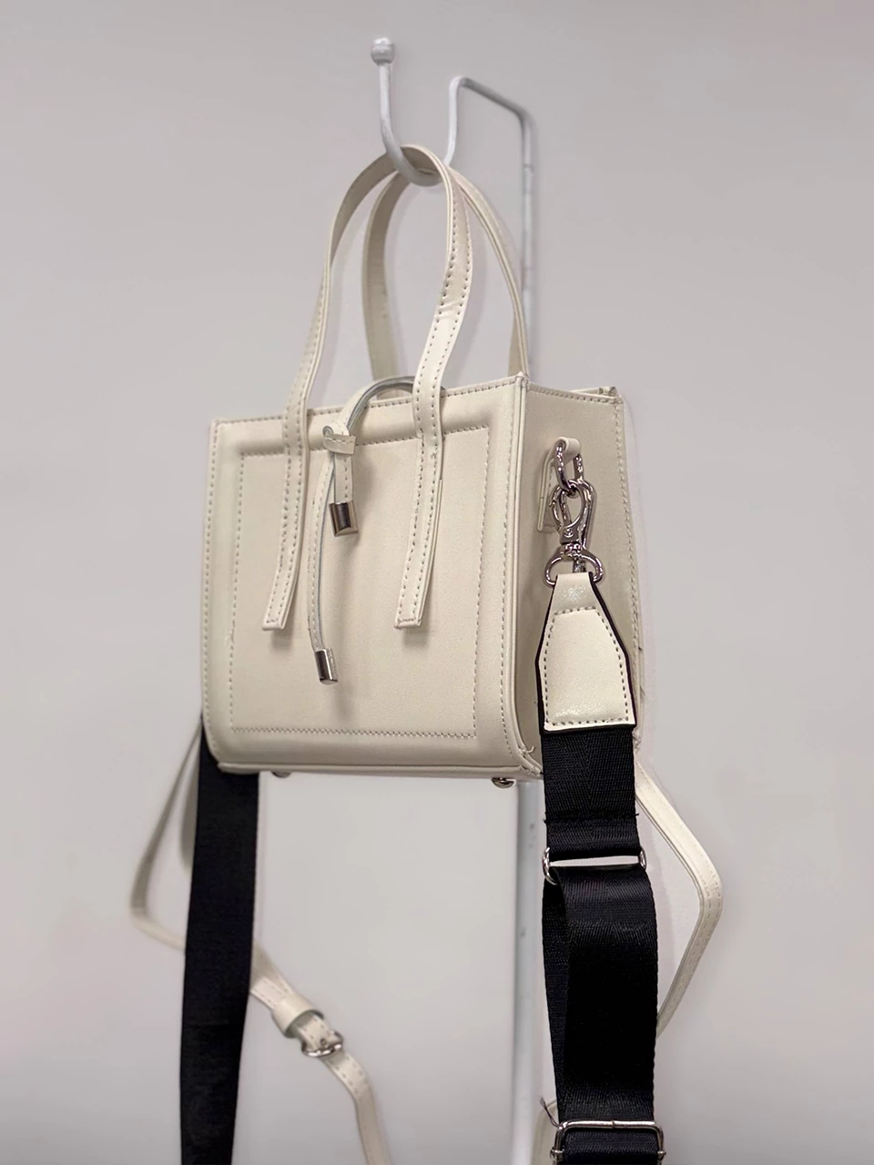 کیف دوشی 1662 دو منگوله