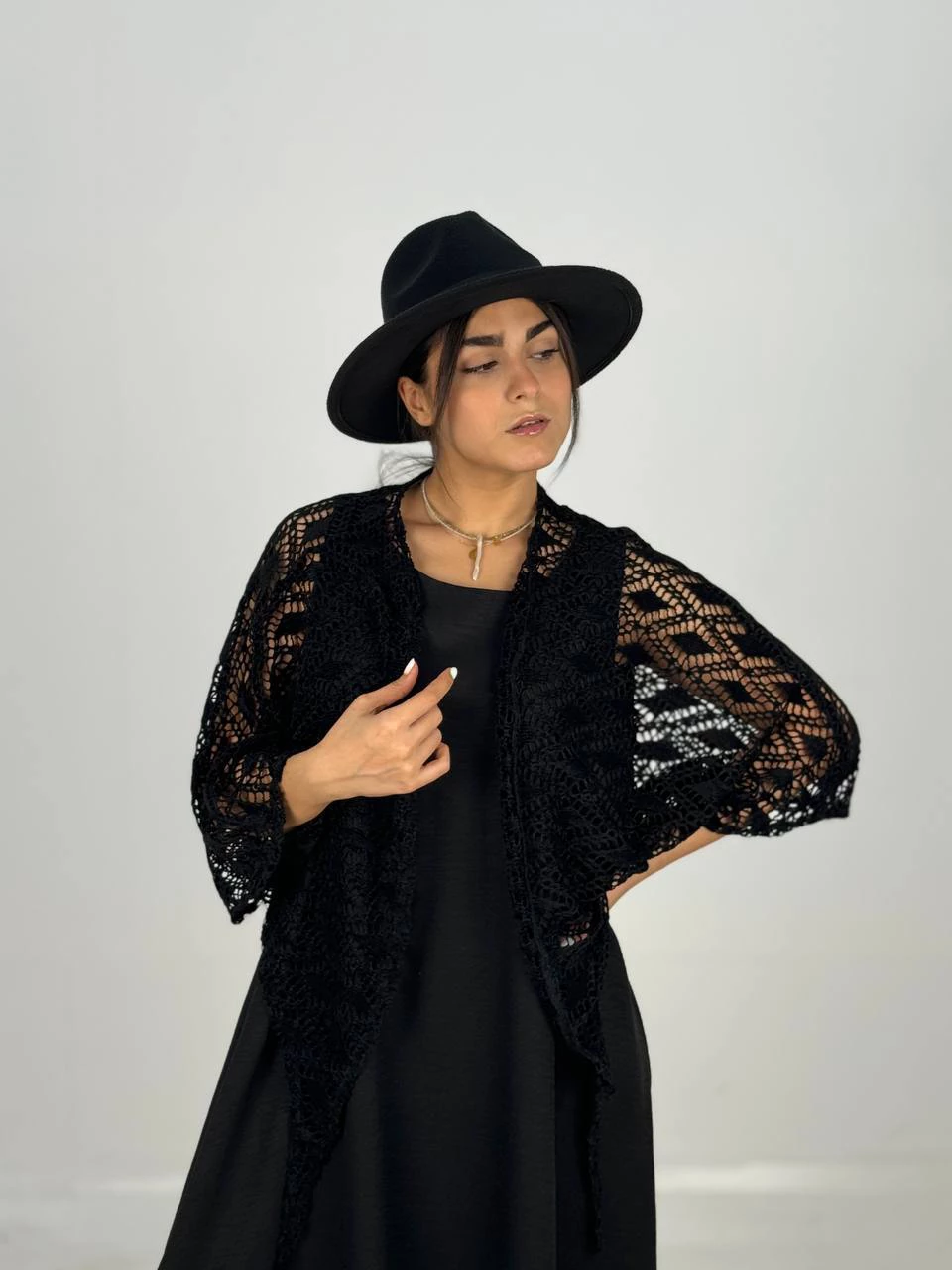 شومیز 61446 شنل گره ای گیپور RY