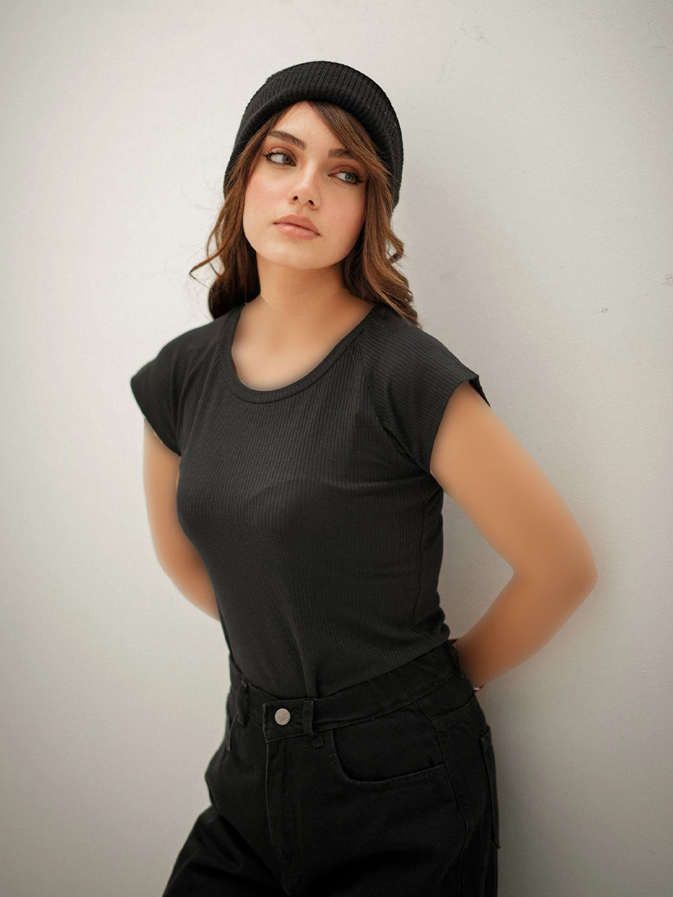 تی‌شرت زنانه مینی مدل آستین‌کوتاه مشکی کد 21115
