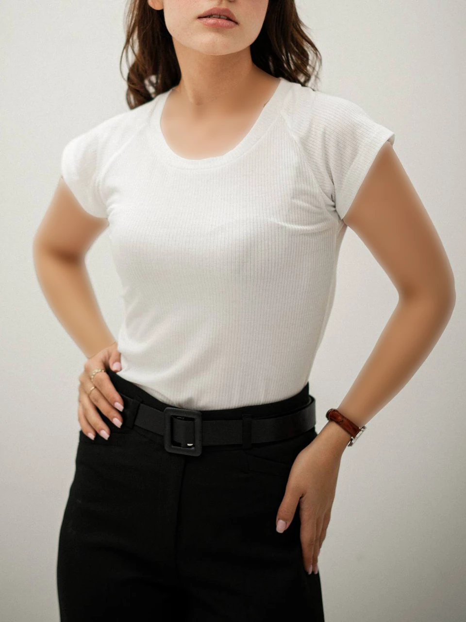 تی‌شرت زنانه مینی مدل آستین‌کوتاه سفید کد 21115
