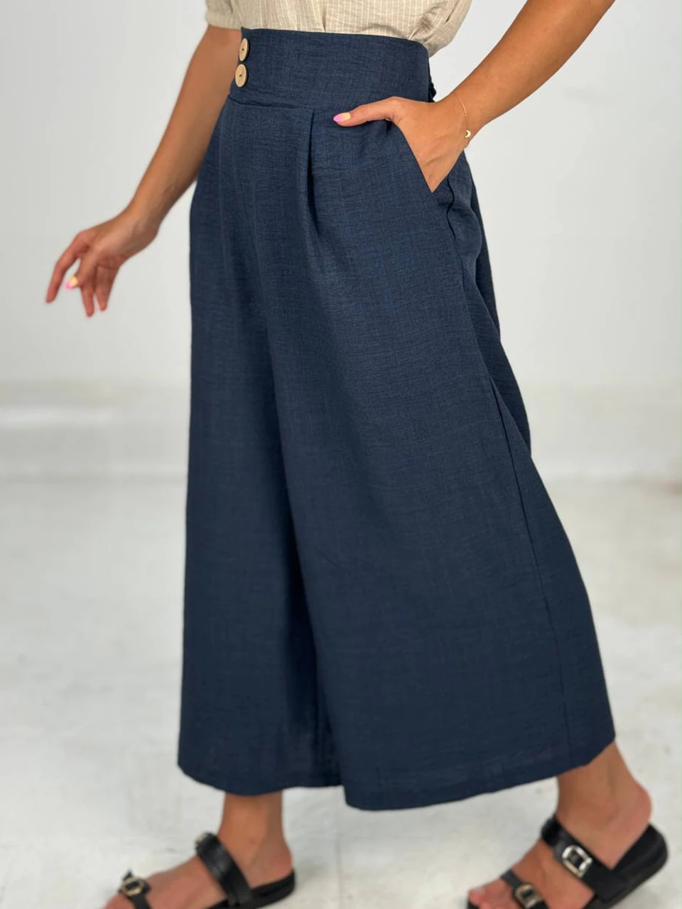 شلوار پارچه ای دامنی 31076 لوئیزا دو دکمه RY