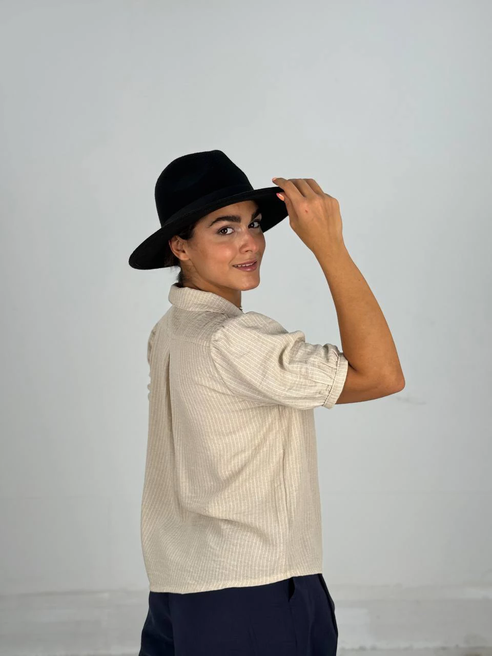 بلوز 61447 دیپلمات یقه ب ب RY