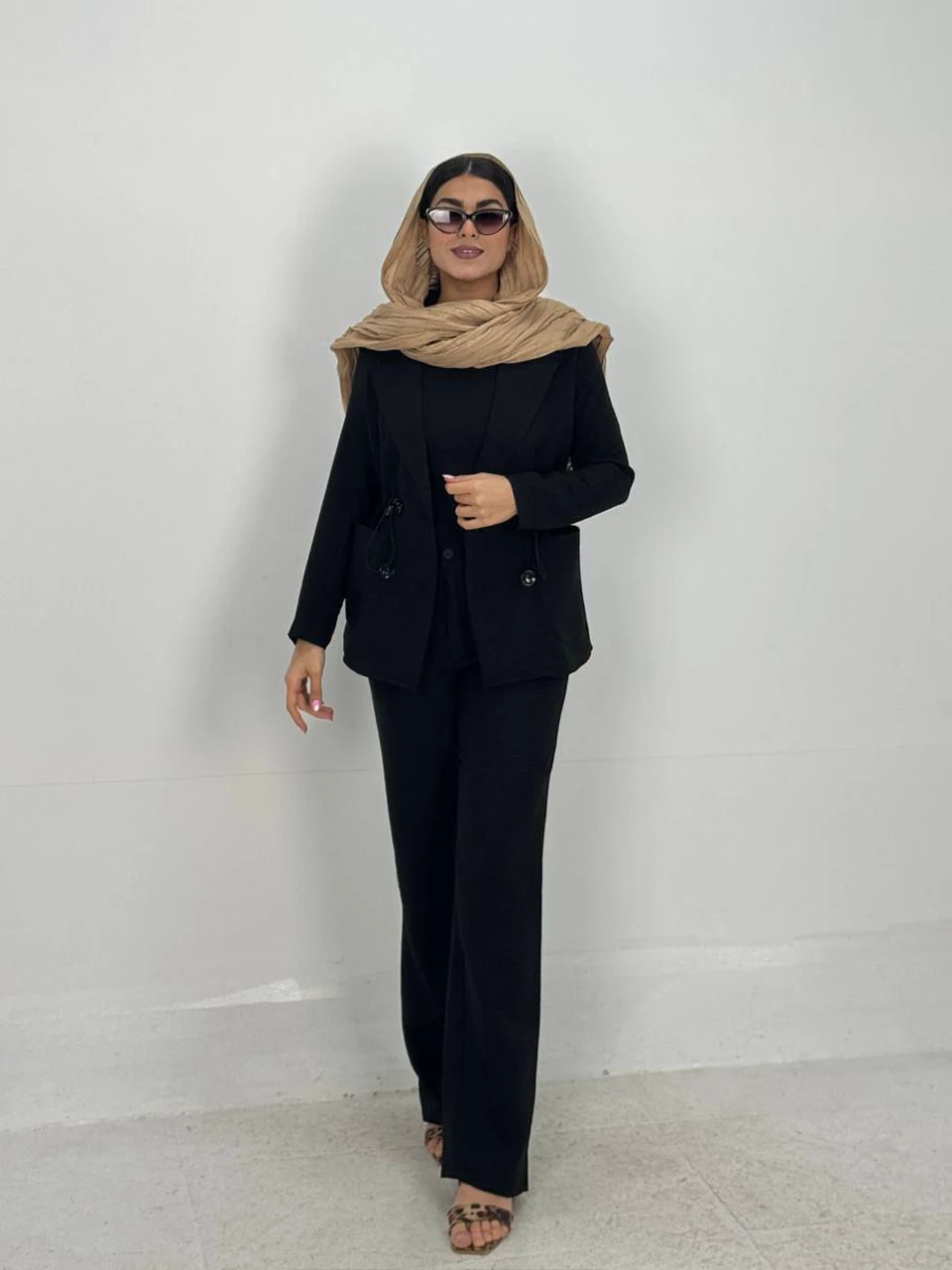 ست کت و شلوار 61338 لینن کمرکش چهار دکمه RY