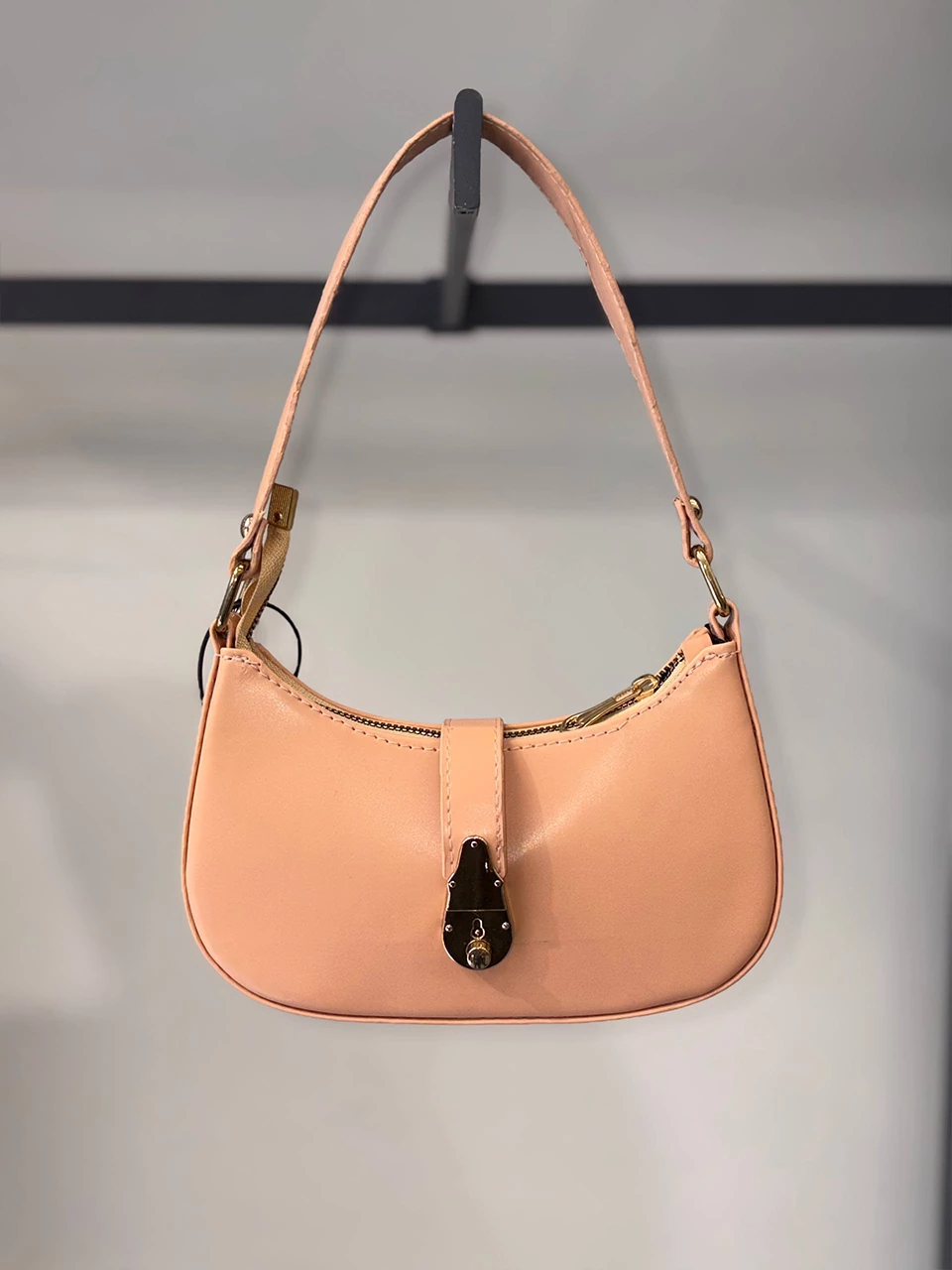 کیف پاسپورتی 1727 هلالی جلو قفل