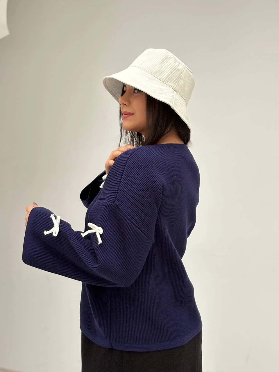 بافت یقه گرد 746 آستین بلند پاپیونی ID