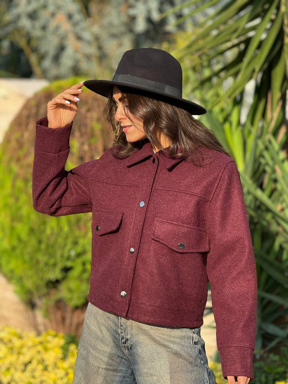 پالتو زنانه مینی مدل فوتر کوتاه دکمه‌پرچی زرشکی کد 71235