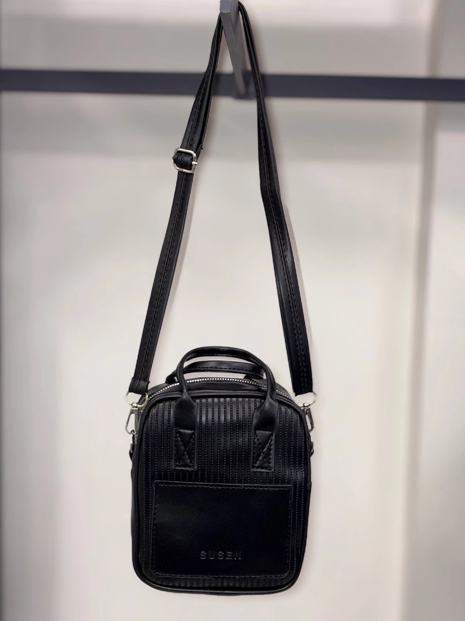 کیف پاسپورتی 2545 سوسن مربعی