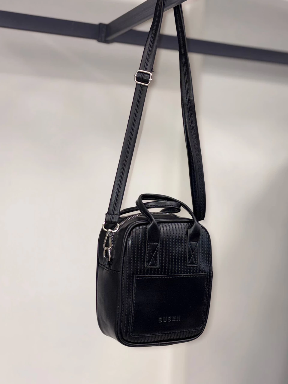 کیف پاسپورتی 2545 سوسن مربعی