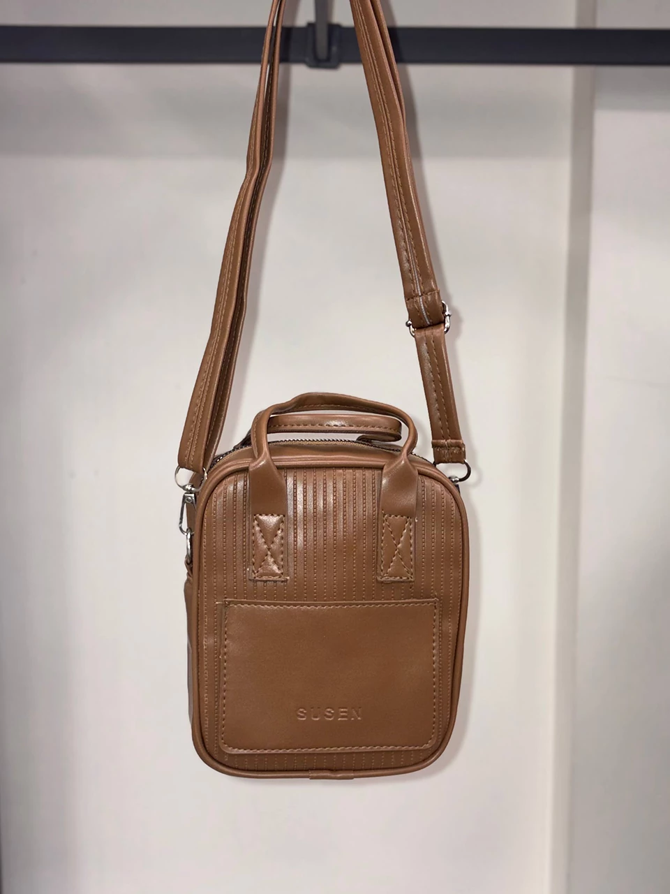 کیف پاسپورتی 2545 سوسن مربعی