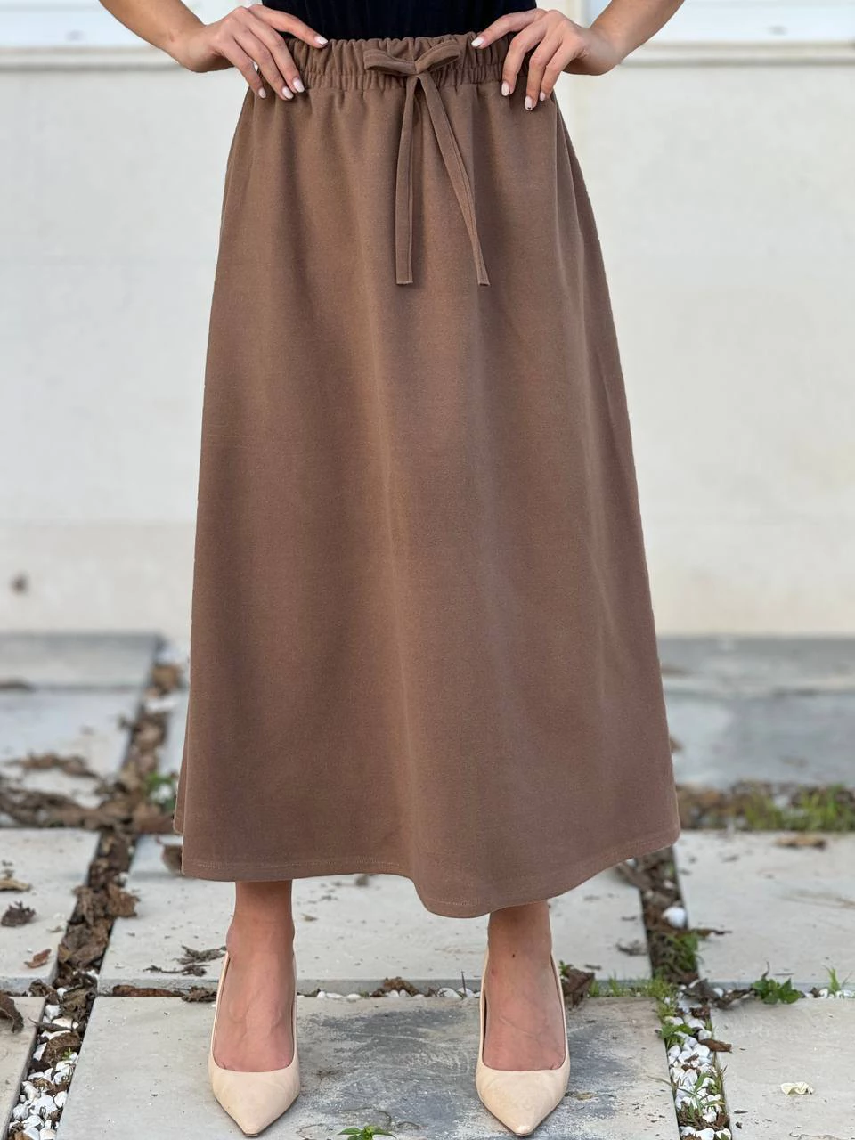 دامن زنانه پارچه‌ای لانگ مدل فوتر کمرکش شتری کد 31096