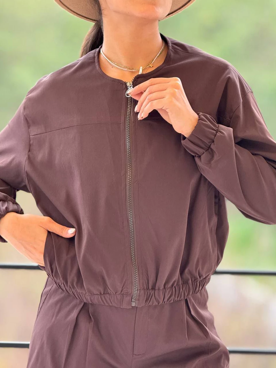 بارانی زنانه مینی مدل بامبر یقه گرد قهوه ای کد 1050