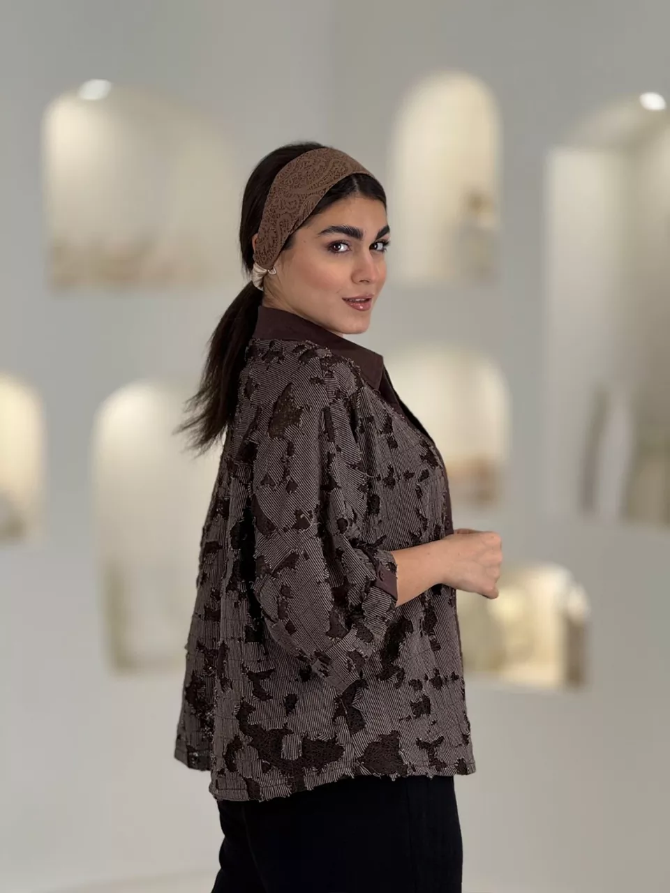 شومیز 61571 کتان دانتل یقه شکاری RY